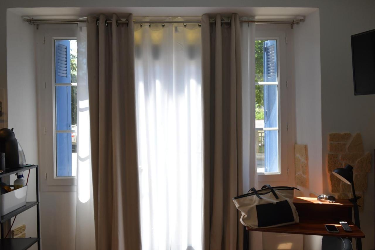 Aux 4 Logis Appart-Hotel - Studio Le City - Petit Dejeuner Inclus 1Ere Nuit Foix Exterior foto