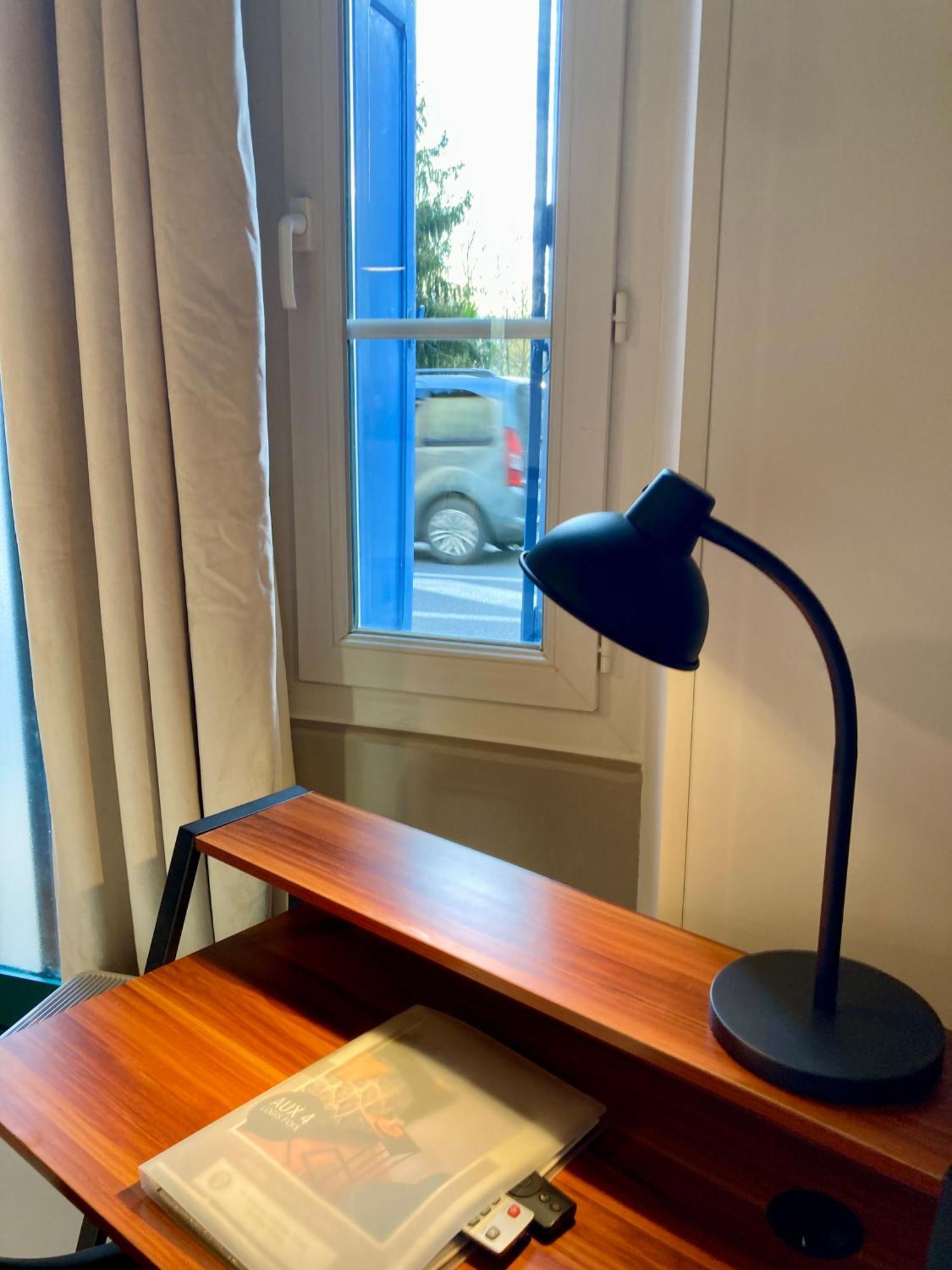 Aux 4 Logis Appart-Hotel - Studio Le City - Petit Dejeuner Inclus 1Ere Nuit Foix Exterior foto